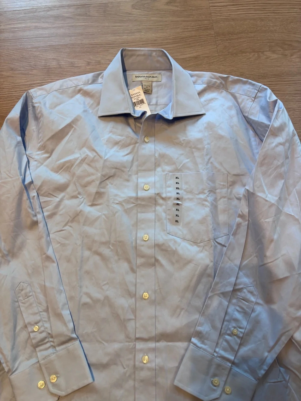 NWT Banana Republic Men’s XL (17-17.5) Button Down Dress Shirt Light Blue Office